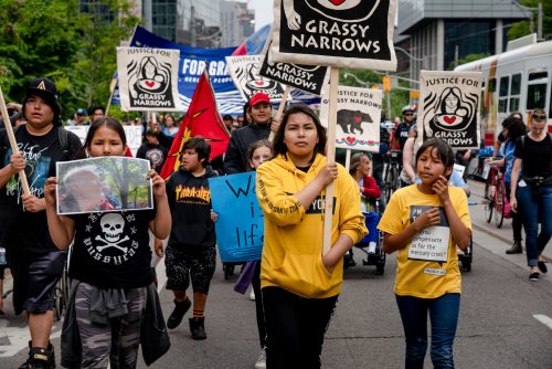그래시 내로우스, 정의 구현에 한걸음 더 다가서다