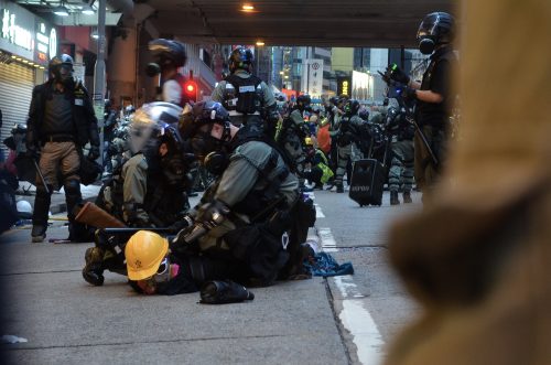 국제앰네스티 ‘홍콩 경찰의 실탄 발사 조사해야’