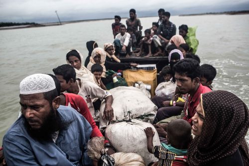 집중 분석: 코로나19로 위험에 빠진 난민들