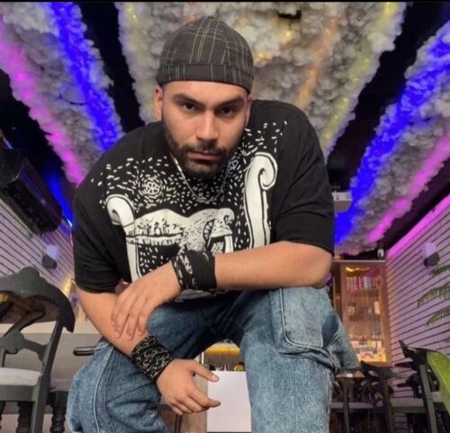 이란: 젊은 시위자의 끔찍한 처형으로 당국의 잔혹성과 추후 유혈사태 위험성 드러나