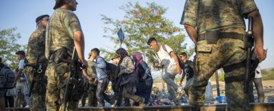 목숨을 건 시리아 난민 행렬, 언제까지 지켜만볼텐가?